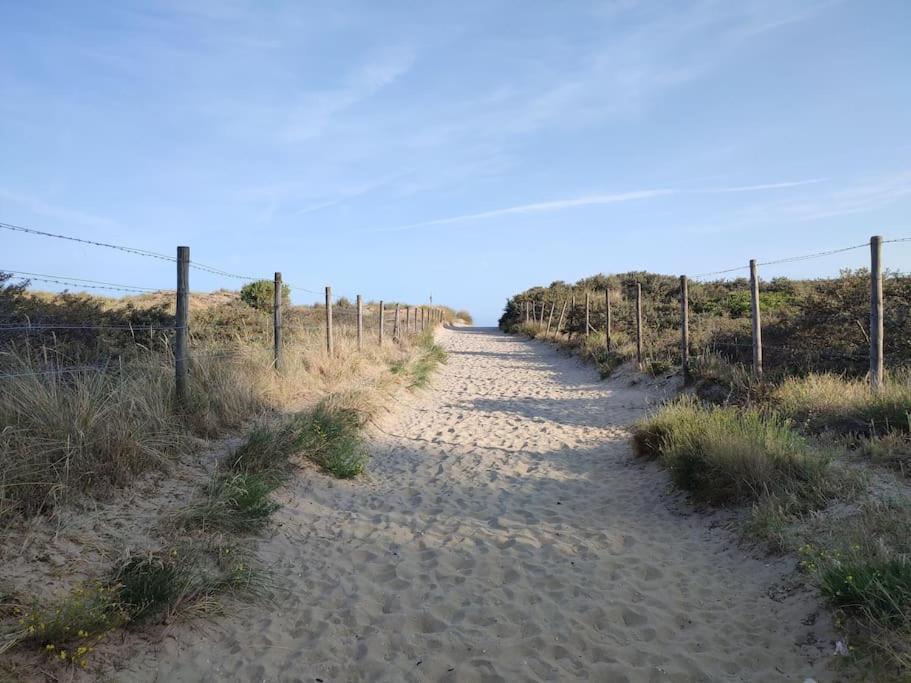 4-Persoons Appartement Met Een Mooi Uitzicht De Panne Eksteriør billede