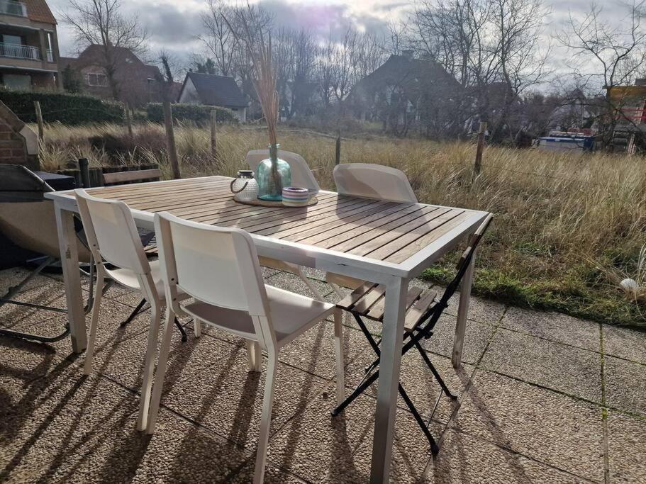4-Persoons Appartement Met Een Mooi Uitzicht De Panne Eksteriør billede