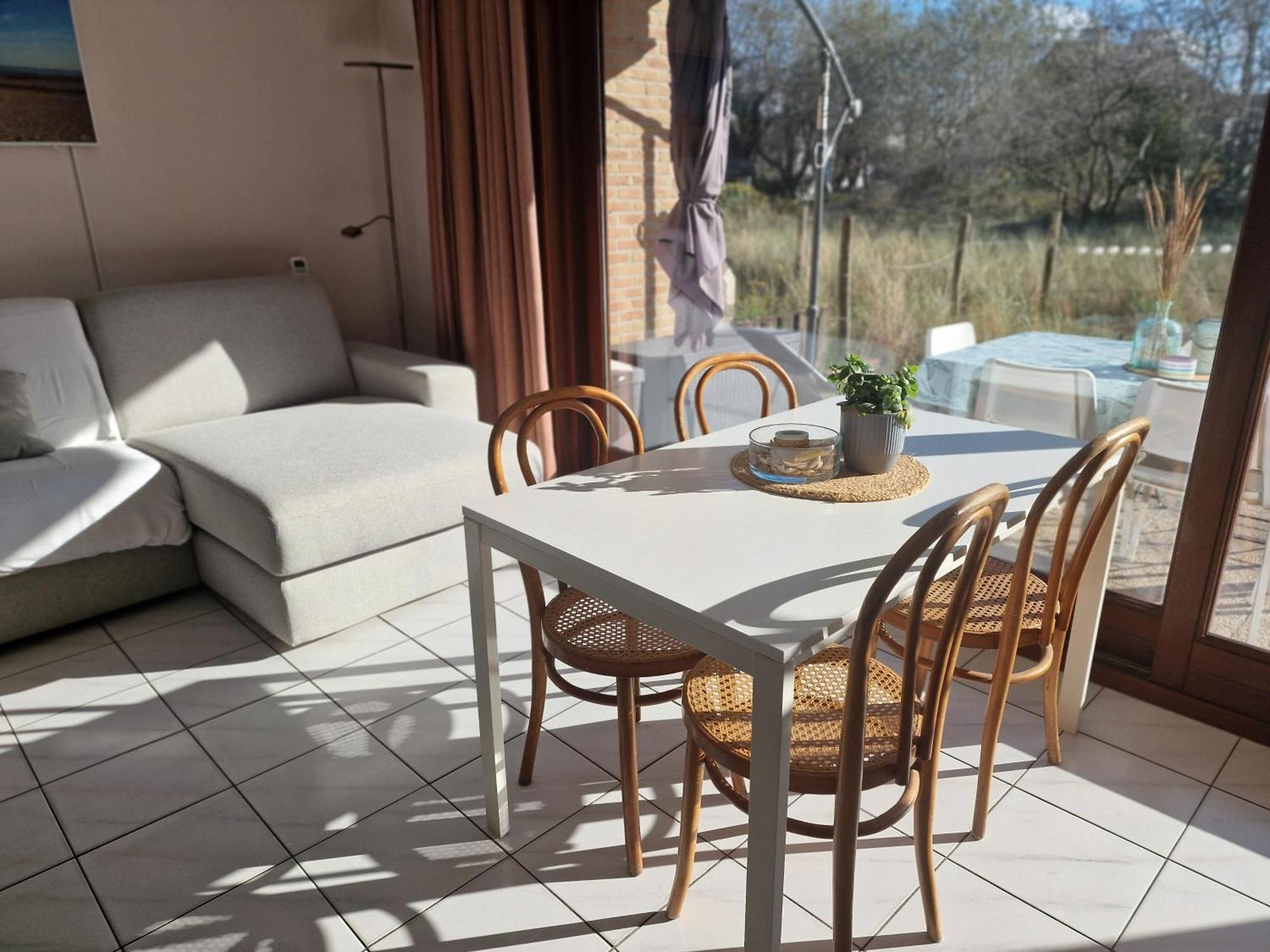 4-Persoons Appartement Met Een Mooi Uitzicht De Panne Værelse billede